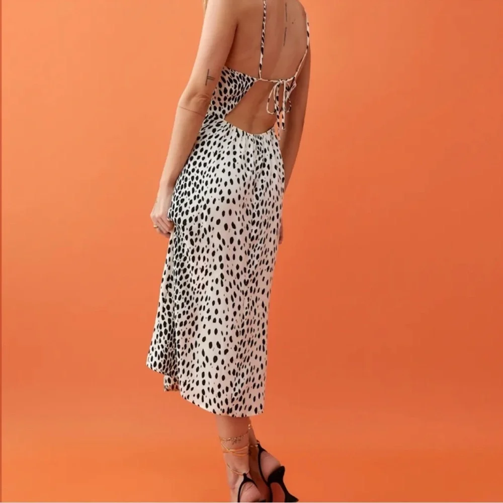 Reformation Elegant Black and White Spotted Dress with low back - Picture 2 of 8